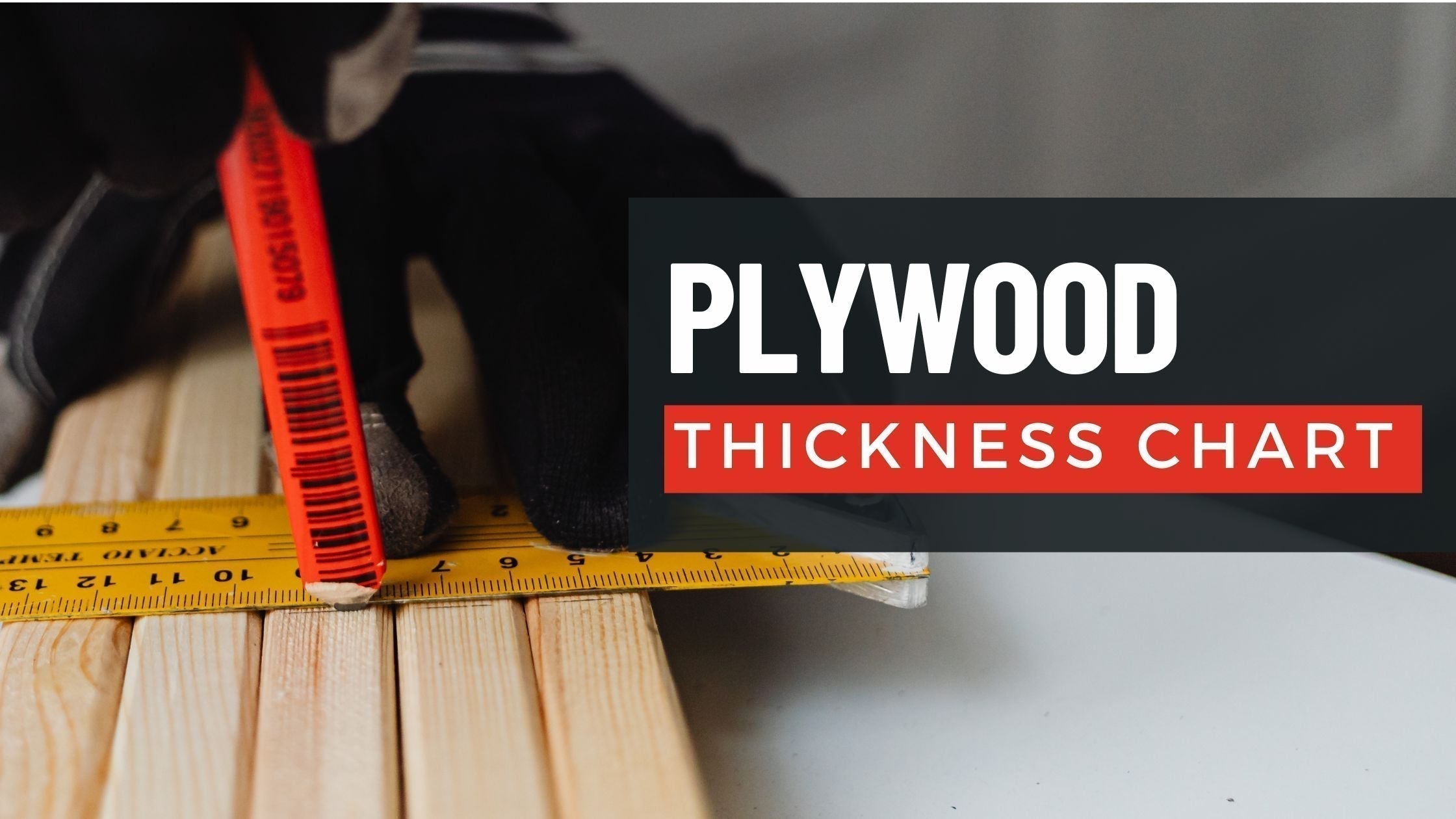 Plywood thickness chart banner with wood background — Berta Store guide.