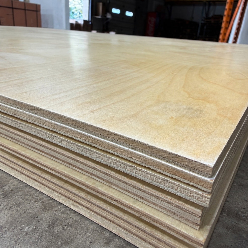1/4 inch prefinished birch plywood 4x8 sheets with clear UV finish and thin layered edges